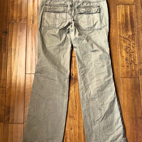 FREE PEOPLE Kakhi green cargo pants -Size 6 NWOT! - Picture 5 of 12